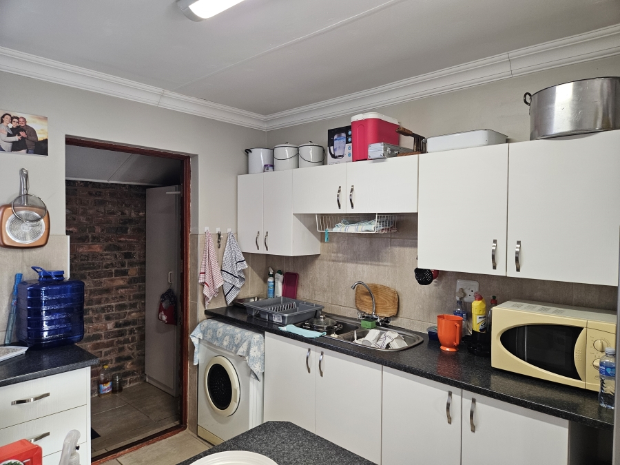 2 Bedroom Property for Sale in C Place Eastern Cape